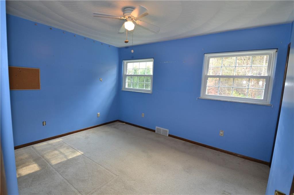 276 State Road Valencia, PA 16059 - Photo 10 of 13 Second Bedroom 12 x 10