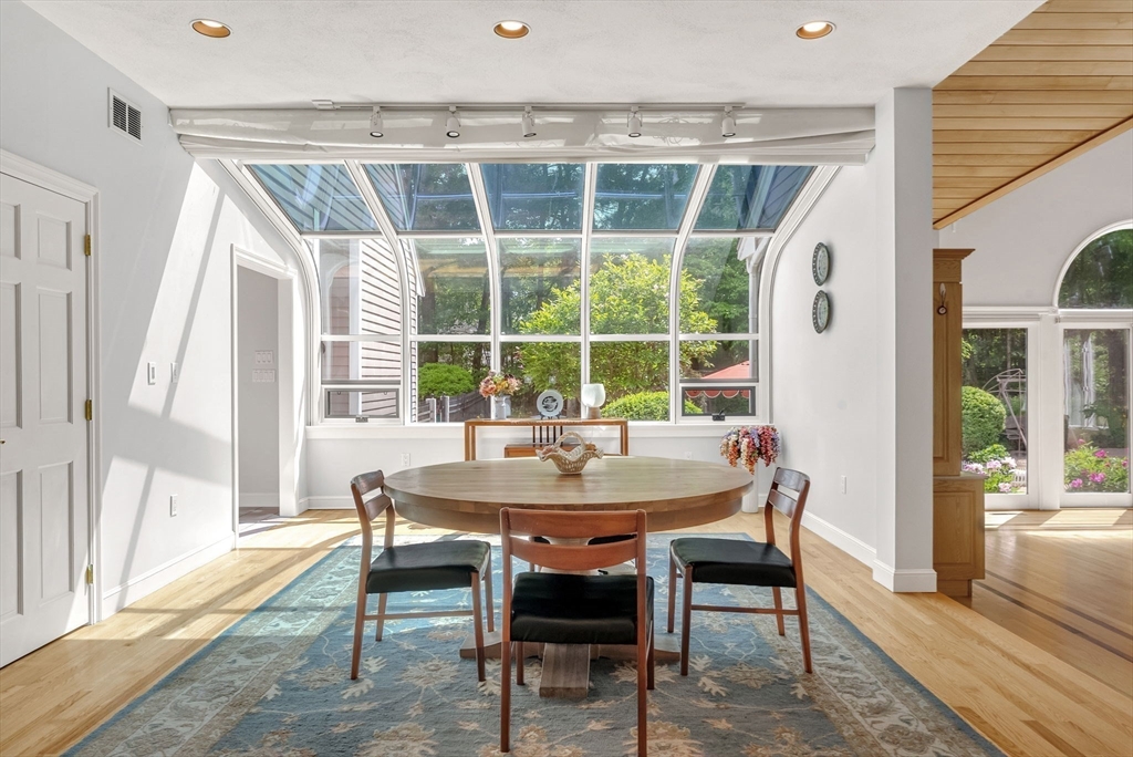 784 Strawberry Hill Road Concord, MA 01742 - Photo 26 of 41