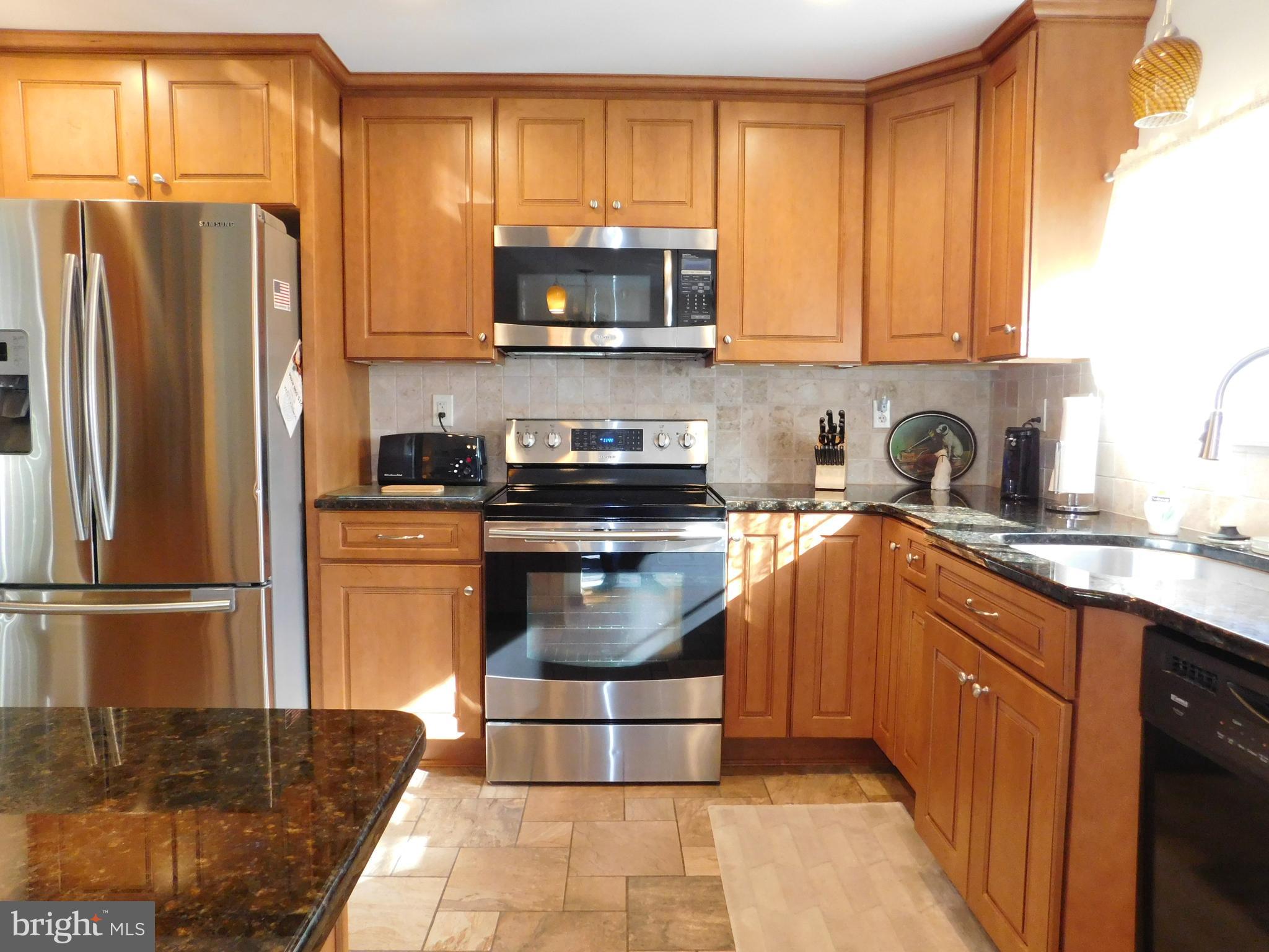 35 Stoopville Road Newtown, PA 18940 - Photo 11 of 78 Gourmet Kitchen