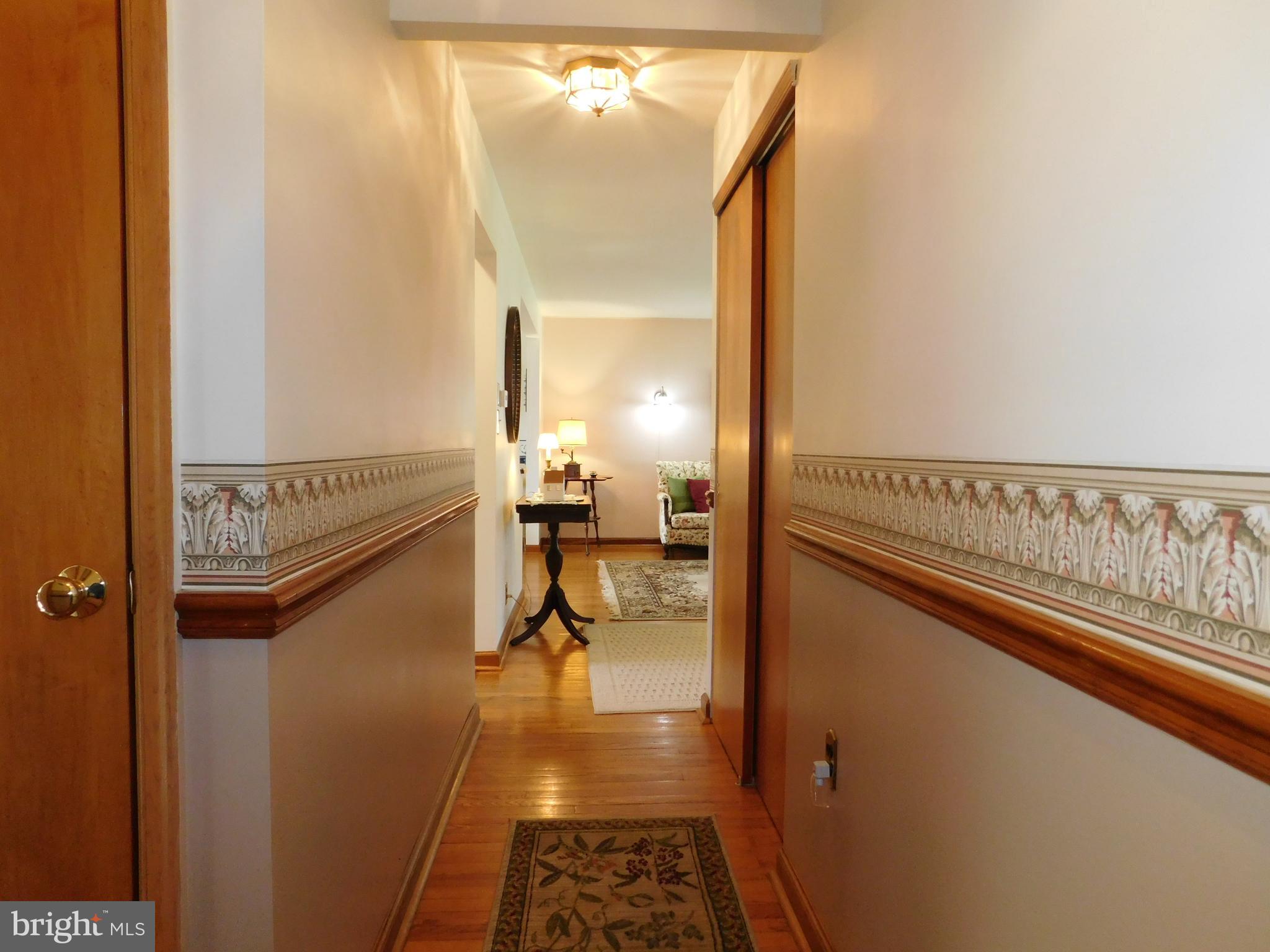35 Stoopville Road Newtown, PA 18940 - Photo 19 of 78 Main Level Hallway going towards living room