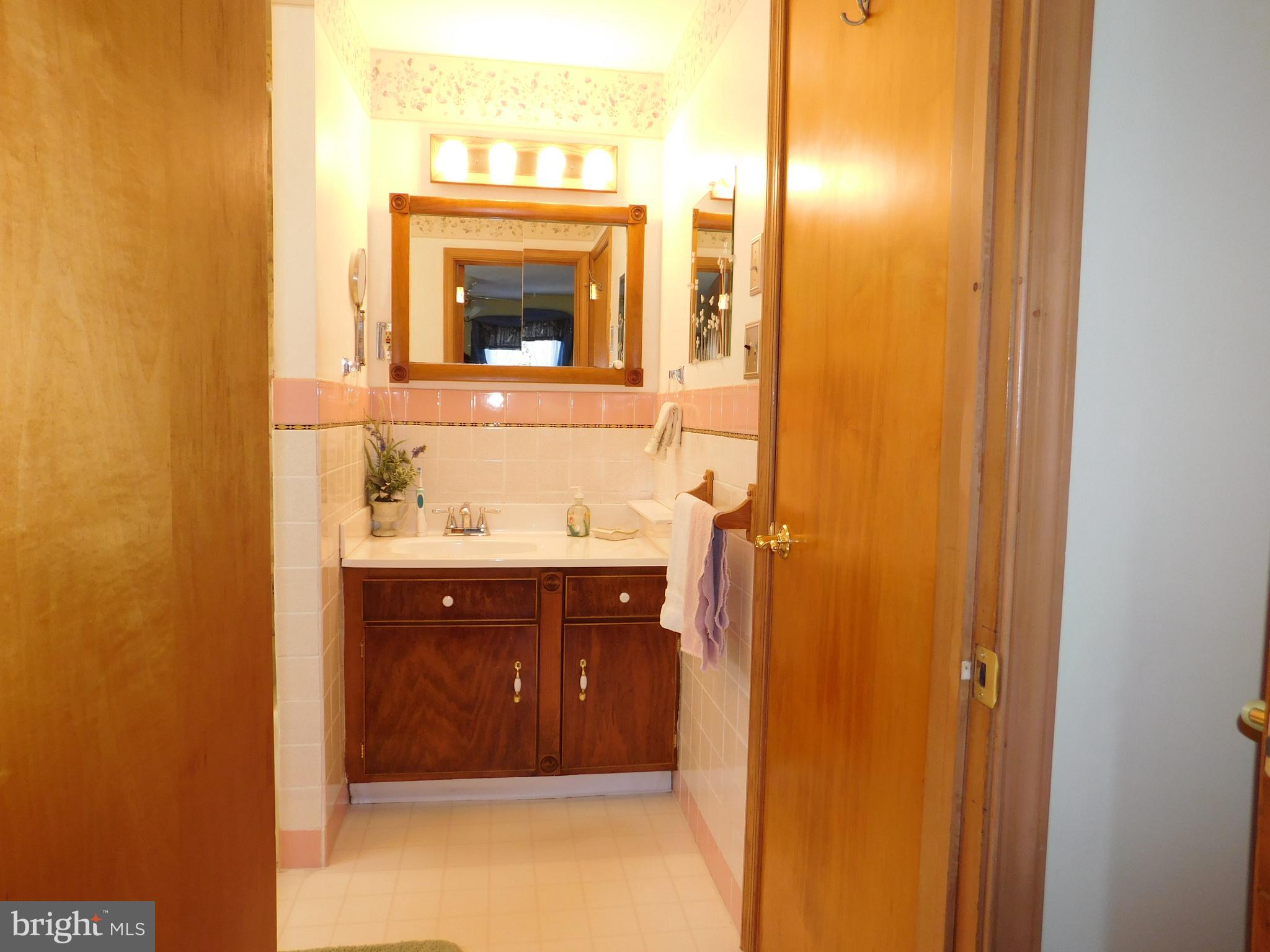 35 Stoopville Road Newtown, PA 18940 - Photo 25 of 78 Bathroom view from master bedroom