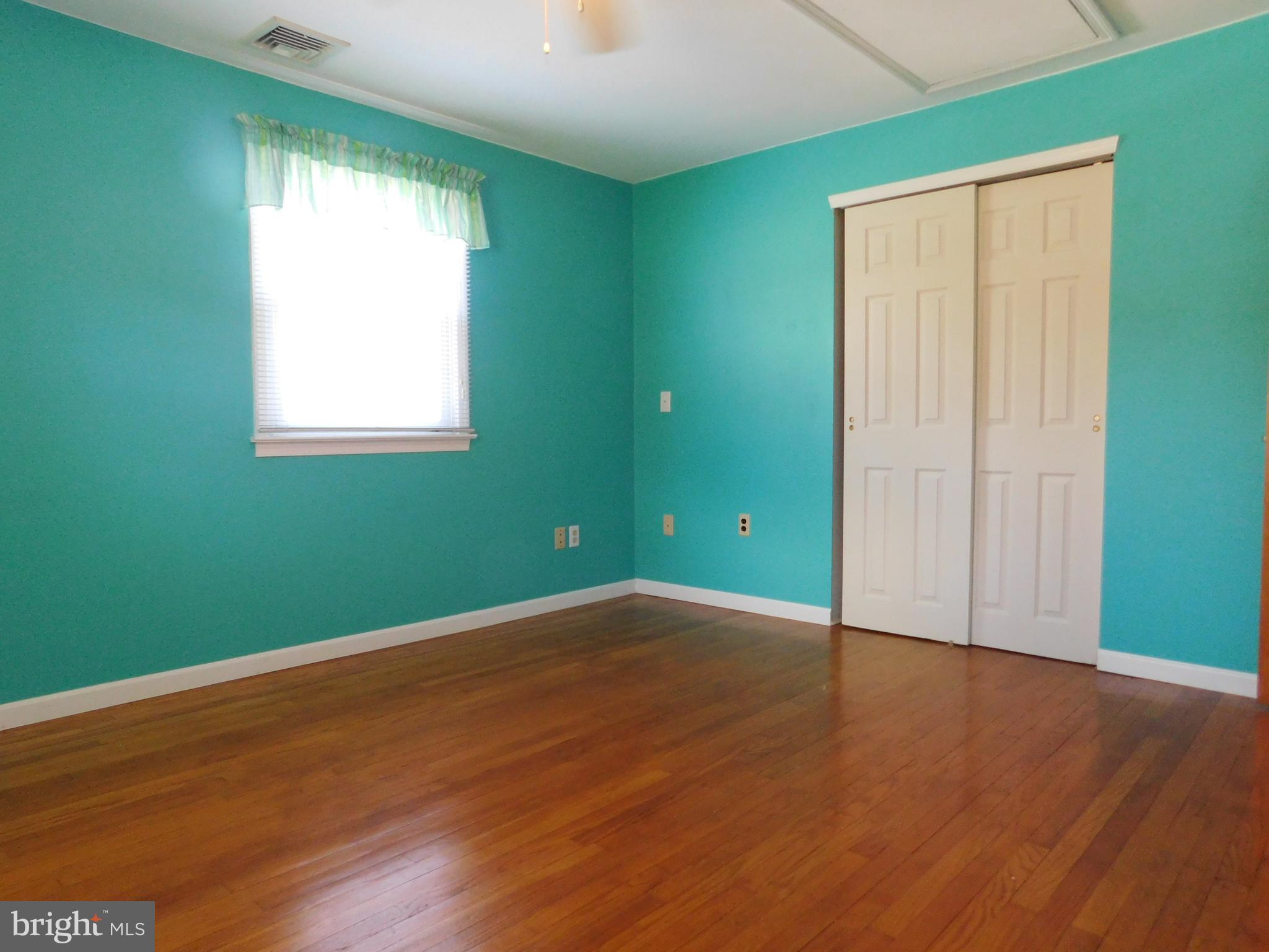 35 Stoopville Road Newtown, PA 18940 - Photo 28 of 78 Bedroom 2 with hardwood floors and ceiling fan