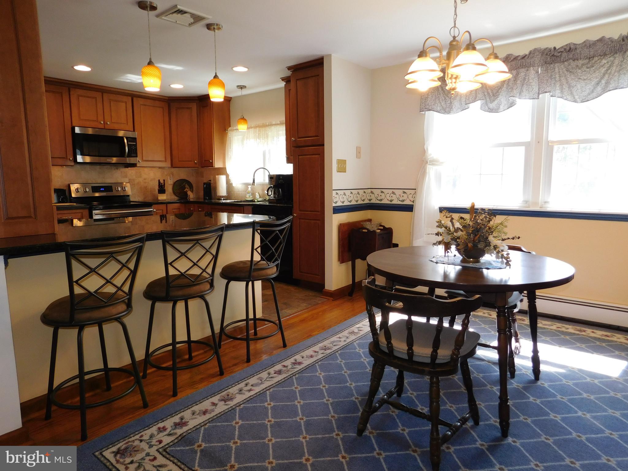 35 Stoopville Road Newtown, PA 18940 - Photo 6 of 78 Dining Room/Kitchen