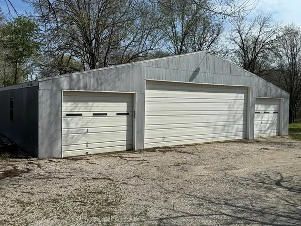 $275,000 | 8289 East 570 Road, El Dorado Springs, MO 64744