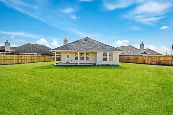 $2,100 | 7202 Lyndhurst Village Lane, Spring, TX 77379