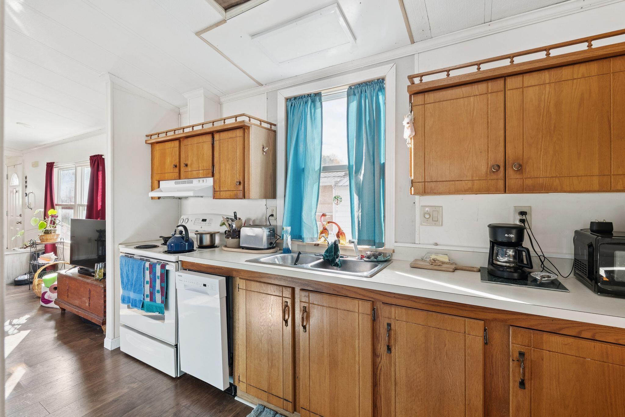 12 Lilac Lane Augusta, ME 04330 - Photo 15 of 23 28