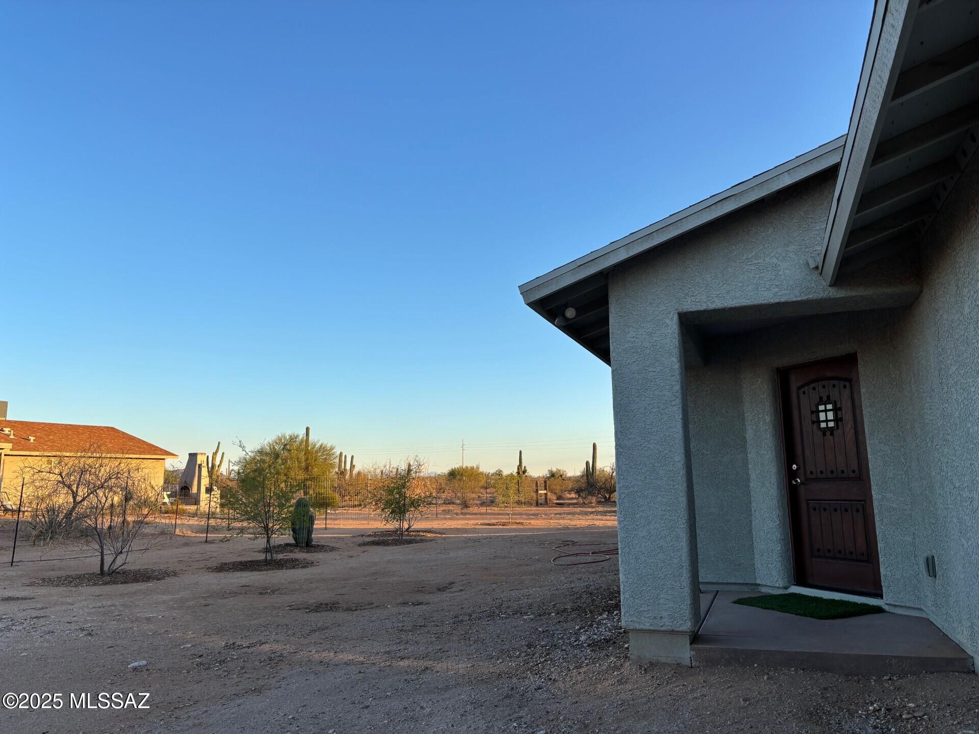 5669 North Avra Road Tucson, AZ 85743 - Photo 2 of 21 Gallery Image 2