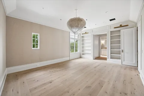 $7,995,000 | 19 Willowron Drive, Houston, TX 77024