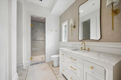 $7,995,000 | 19 Willowron Drive, Houston, TX 77024