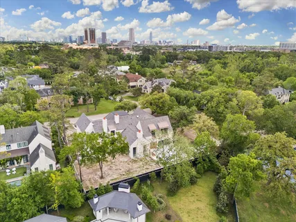 $7,995,000 | 19 Willowron Drive, Houston, TX 77024
