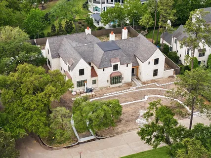 $7,995,000 | 19 Willowron Drive, Houston, TX 77024