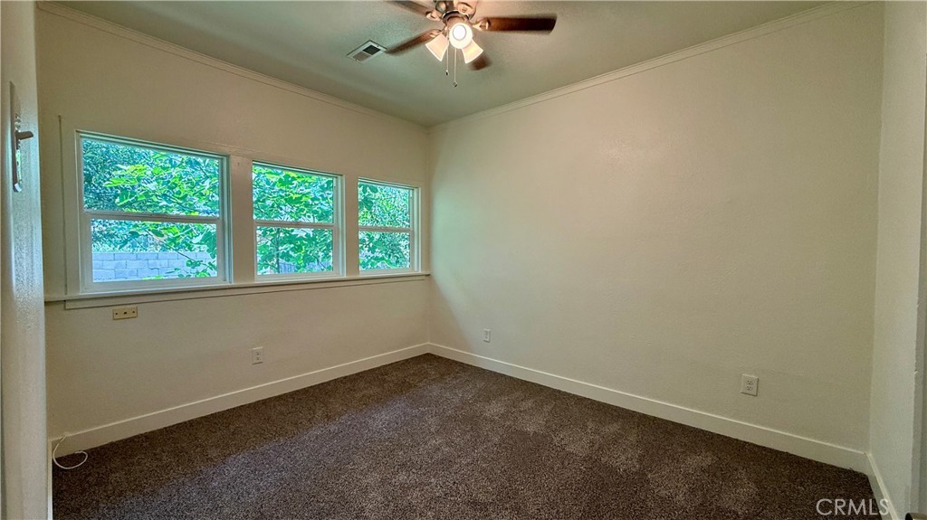 4542 Bandini Avenue Riverside, CA 92506 - Photo 19 of 22 an empty room with a window