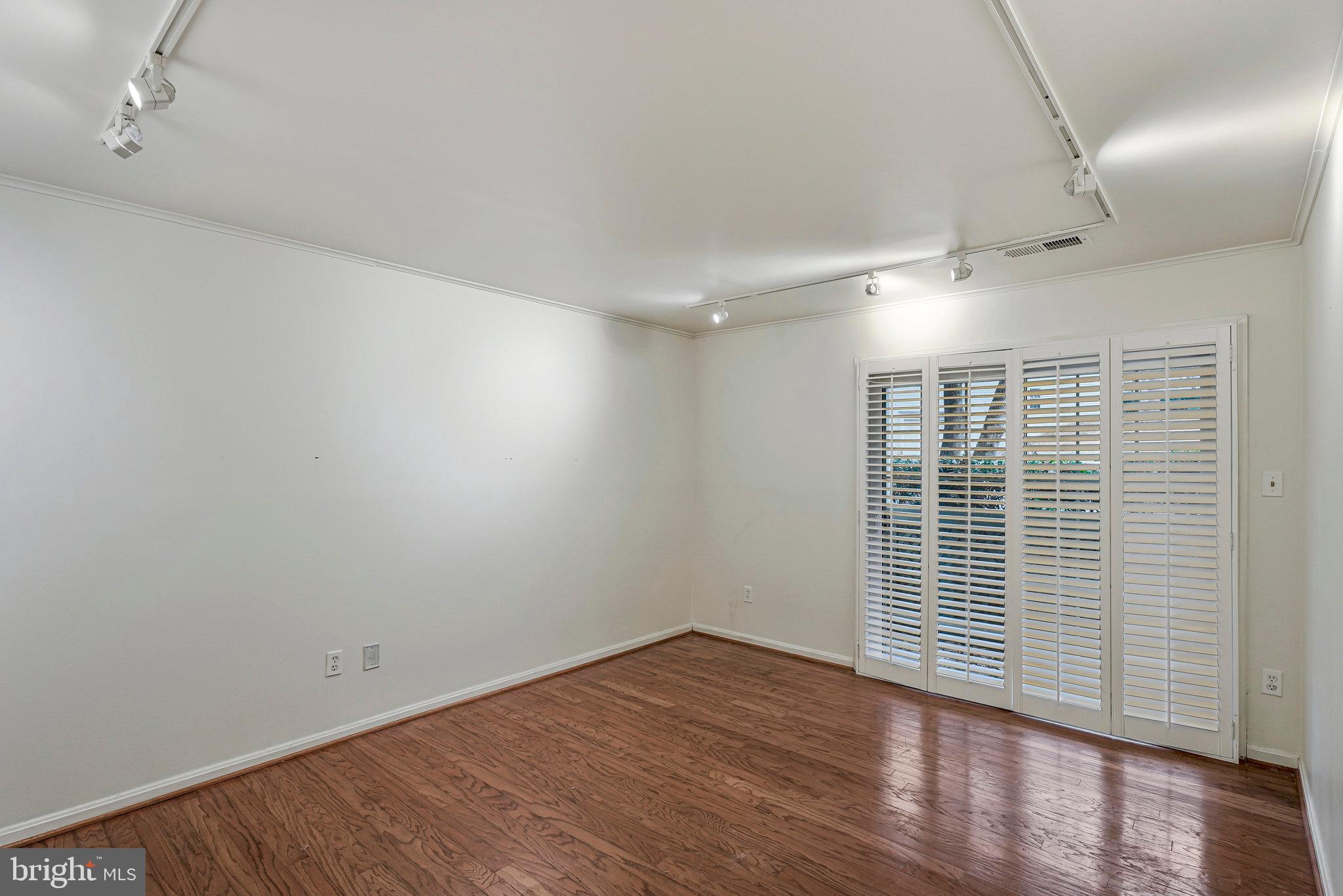 2237 Lovedale Lane, Unit 407D Reston, VA 20191 - Photo 17 of 24