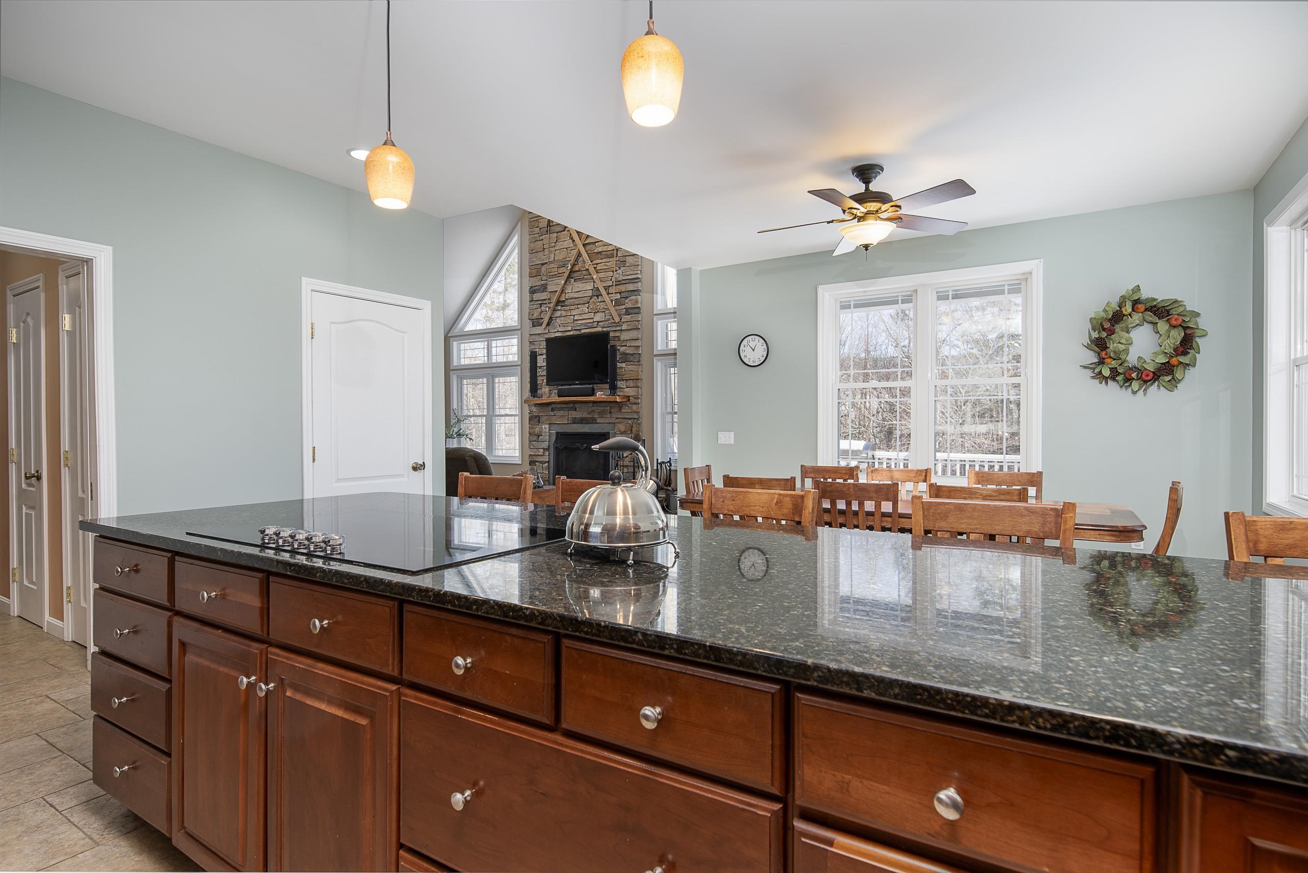 563 Rim Road Killington, VT 05751 - Photo 17 of 58