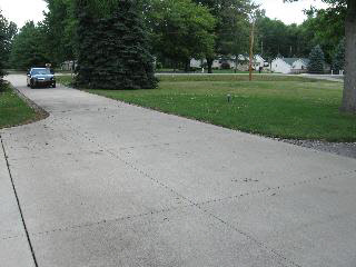 4181 St Anthony Road Temperance, MI 48182 - Photo 4 of 16 Concrete drive