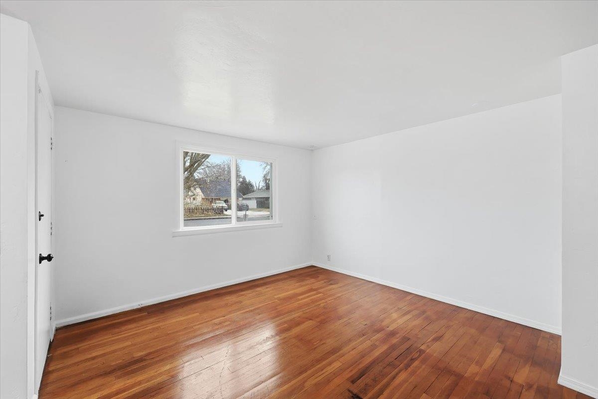 1603 North Magnolia Street Spokane, WA 99207 - Photo 3 of 24