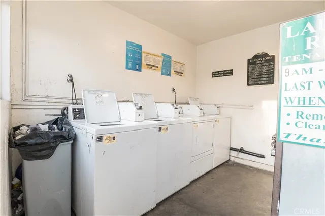 $2,600 | 7348 Florence Avenue, Unit 4, Downey, CA 90240