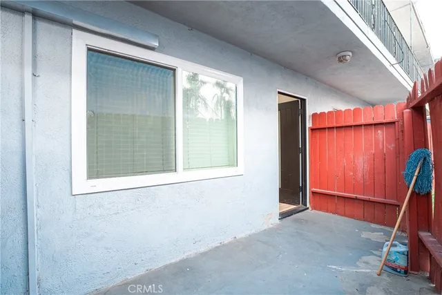 $2,600 | 7348 Florence Avenue, Unit 4, Downey, CA 90240