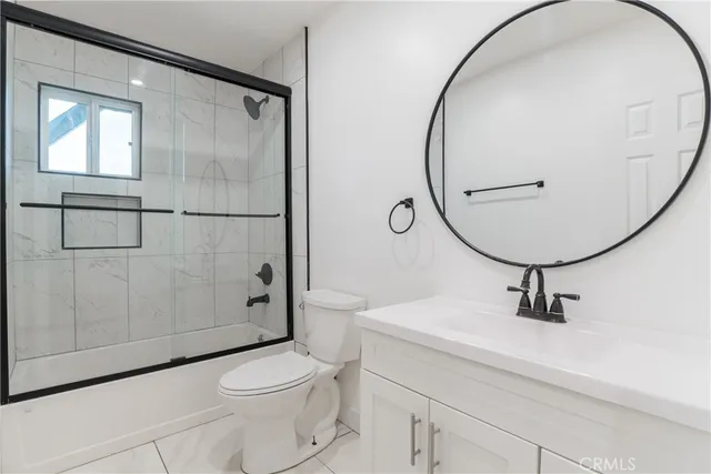 $2,600 | 7348 Florence Avenue, Unit 4, Downey, CA 90240