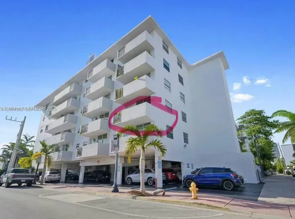 $2,950 | 360 Meridian Avenue, Unit 3E, Miami Beach, FL 33139