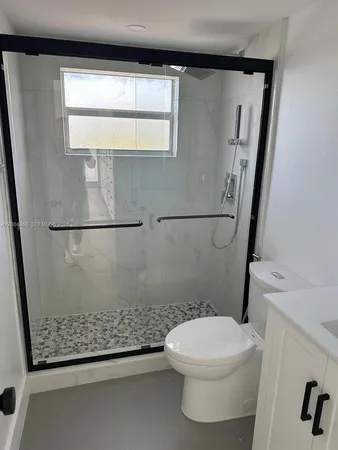 $2,950 | 360 Meridian Avenue, Unit 3E, Miami Beach, FL 33139