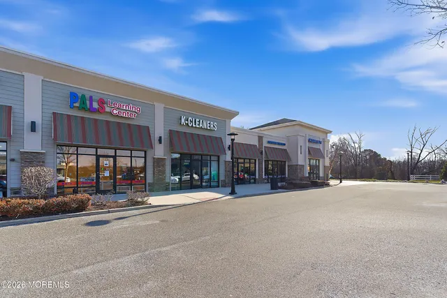 $695,000 | 51 Traditions Place, Monroe Township, NJ 08831