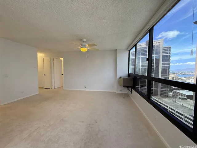 $3,200 | 876 Curtis Street, Unit 2705, Honolulu, HI 96813
