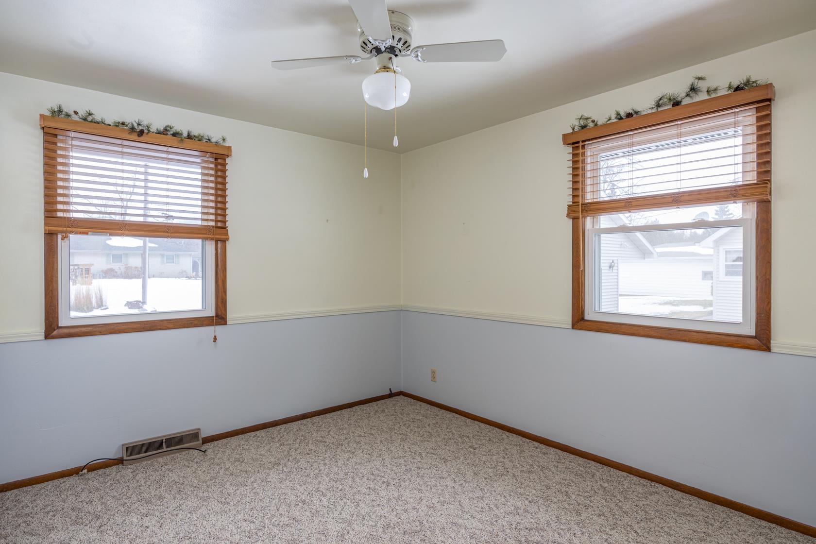 524 Michael Street Combined Locks, WI 54113 - Photo 16 of 37