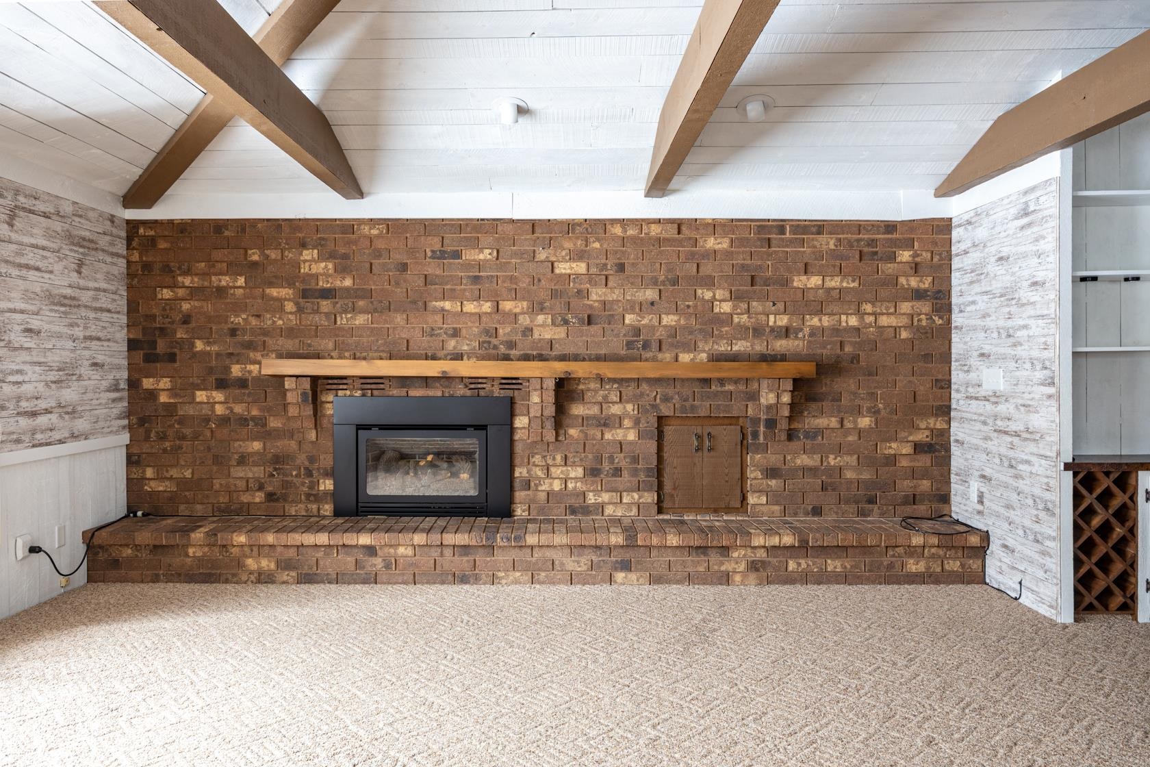 524 Michael Street Combined Locks, WI 54113 - Photo 3 of 37