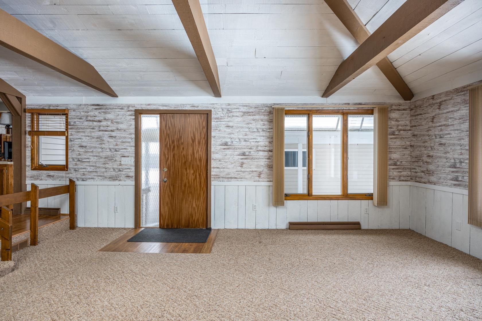 524 Michael Street Combined Locks, WI 54113 - Photo 5 of 37