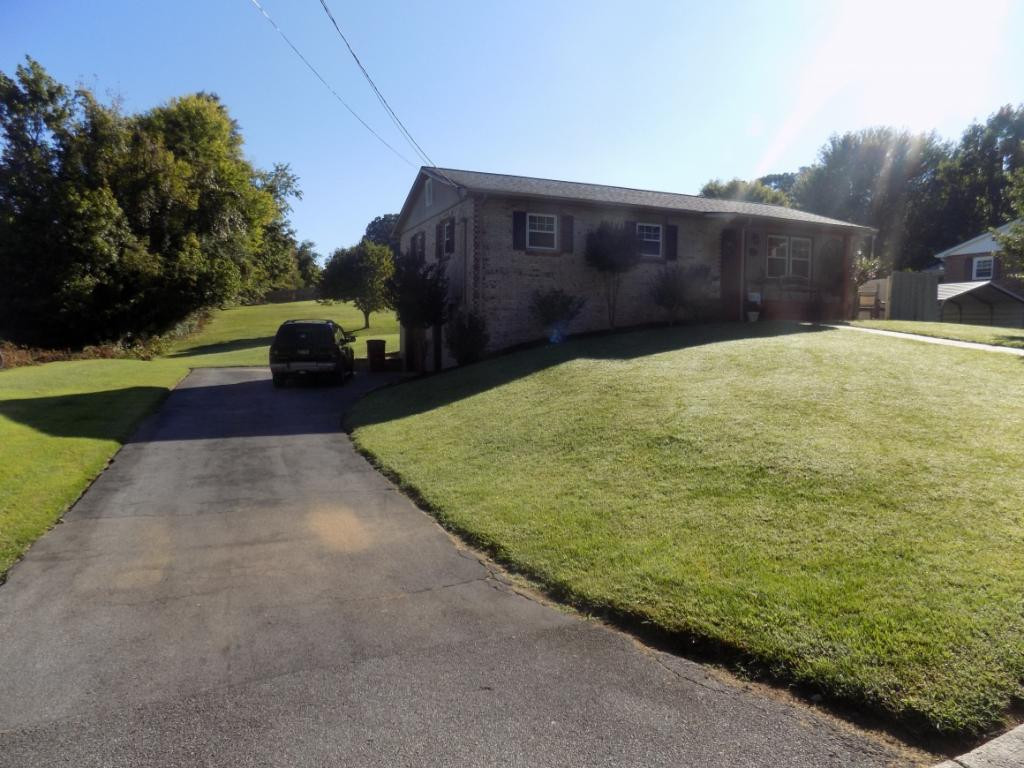 1505 Sun Valley Road Johnson City, TN 37604 - Photo 13 of 36 Photo 13