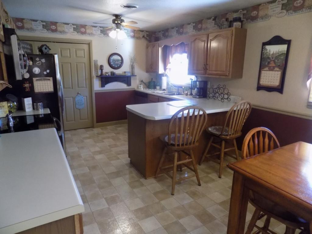 1505 Sun Valley Road Johnson City, TN 37604 - Photo 18 of 36 Photo 18