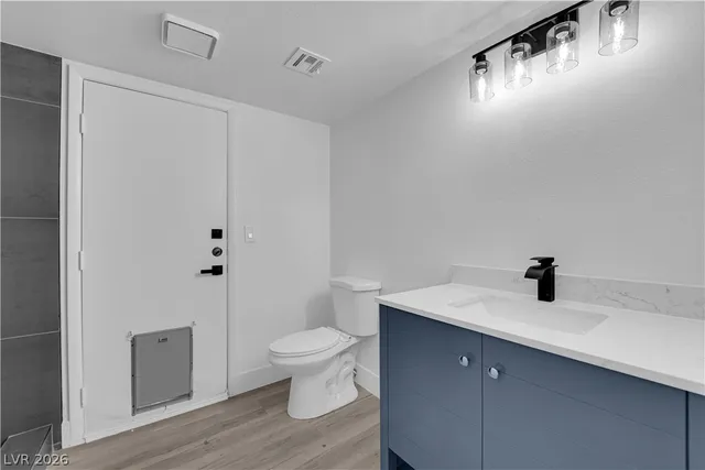 $4,000 | 6320 Peppermill Drive, Las Vegas, NV 89146