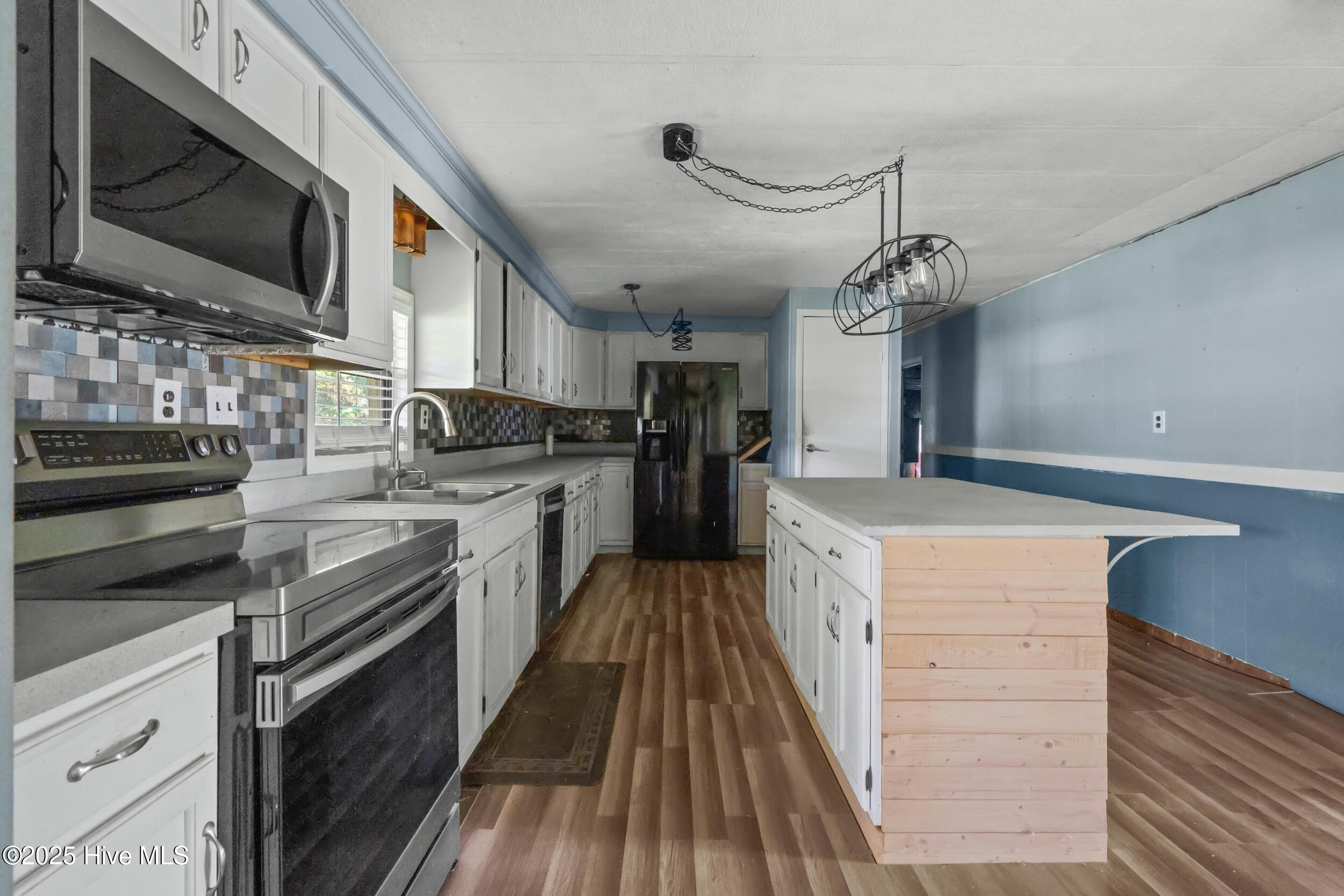 670 Calabash Road Northwest Calabash, NC 28467 - Photo 11 of 28 Kitchen