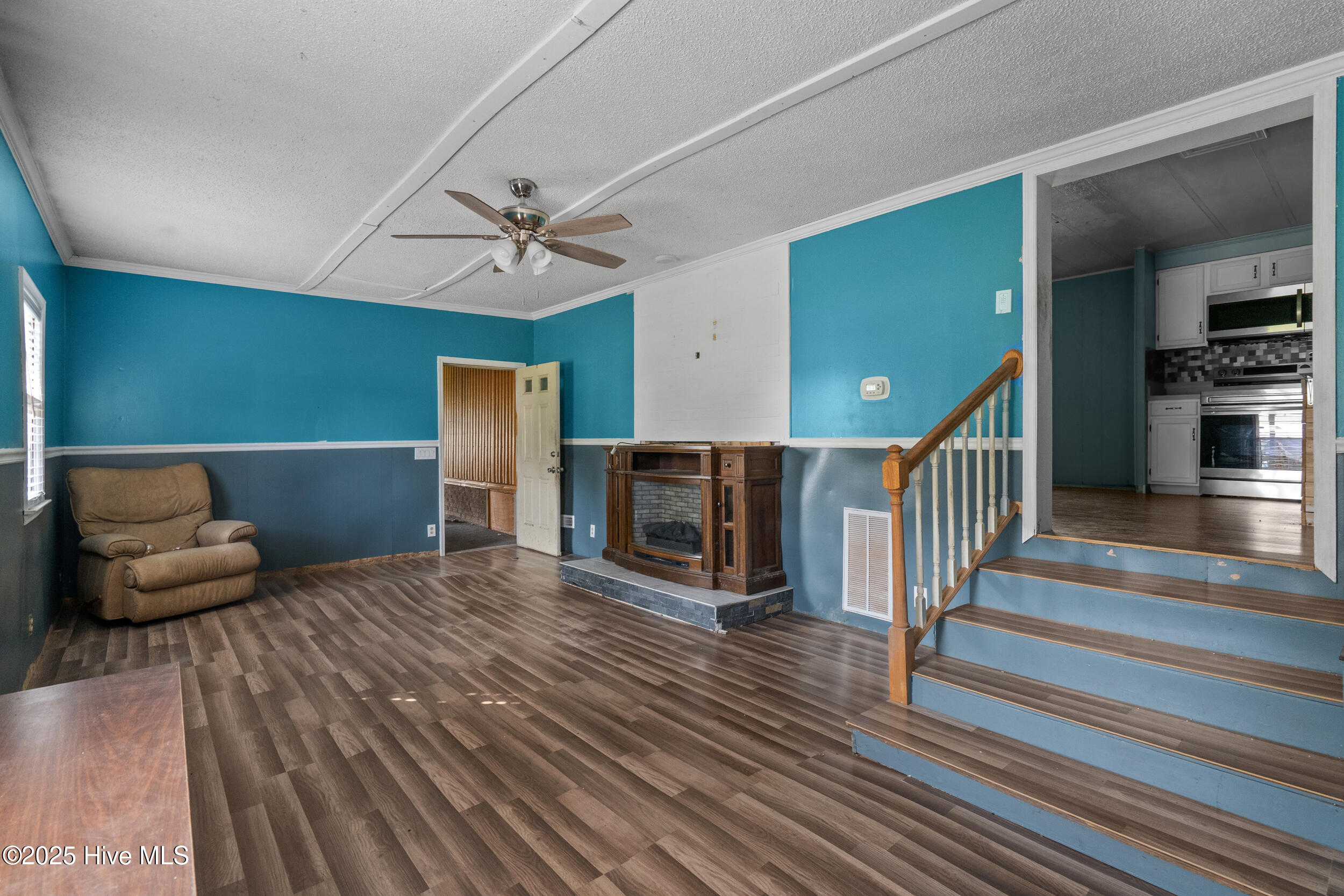 670 Calabash Road Northwest Calabash, NC 28467 - Photo 8 of 28 Living Area