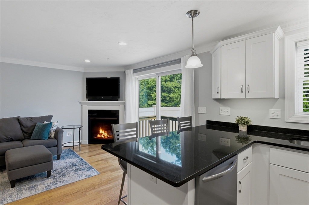 161 Broad Street, Unit 2 Hudson, MA 01749 - Photo 3 of 32