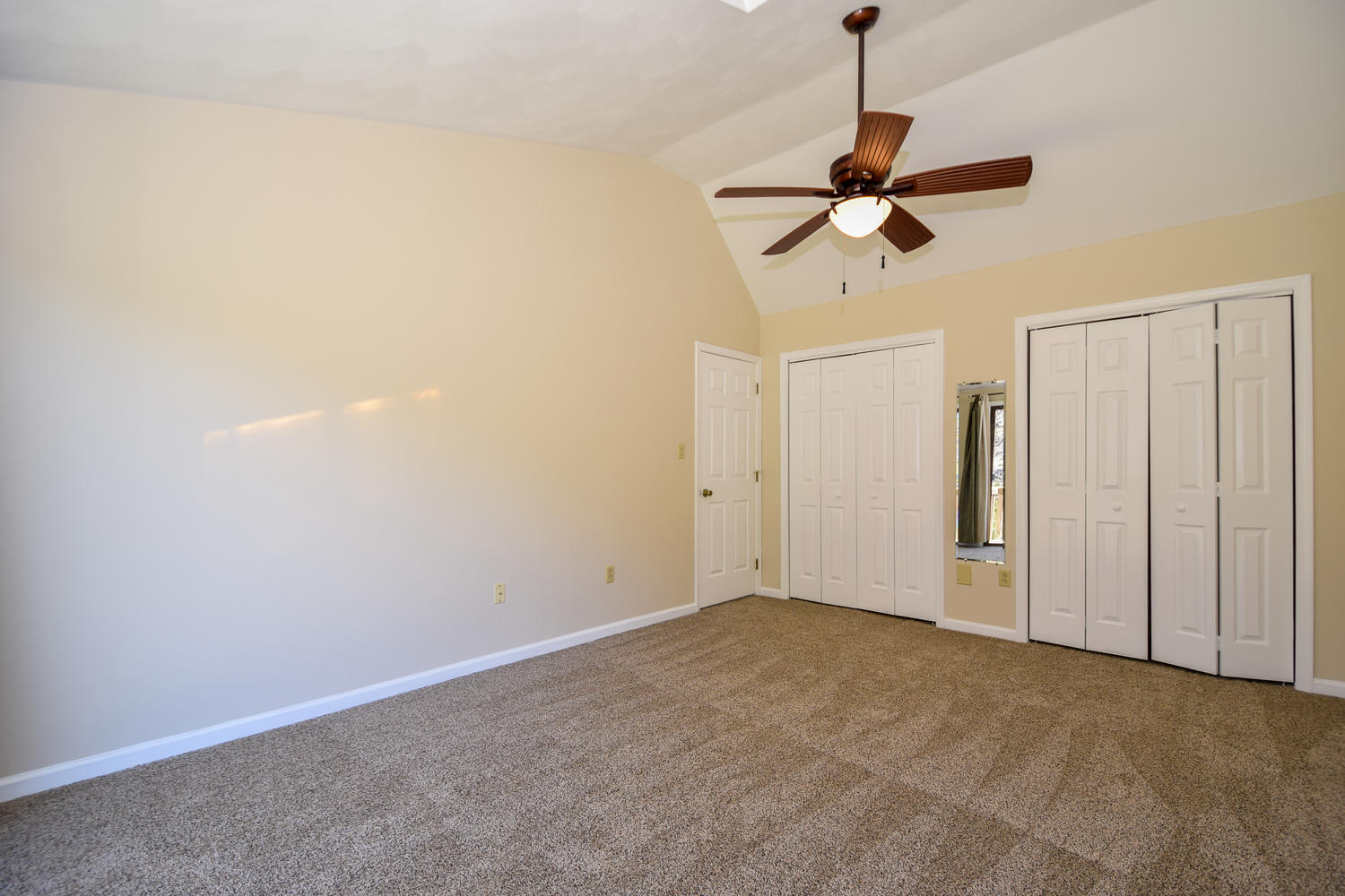 3117 Corbieshaw Road Southwest Roanoke, VA 24015 - Photo 11 of 27 3117 Corbieshaw Rd SW Roanoke-large-015-