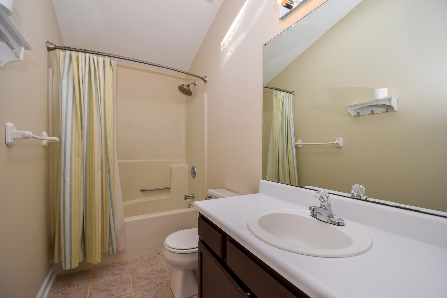 3117 Corbieshaw Road Southwest Roanoke, VA 24015 - Photo 13 of 27 3117 Corbieshaw Rd SW Roanoke-large-017-