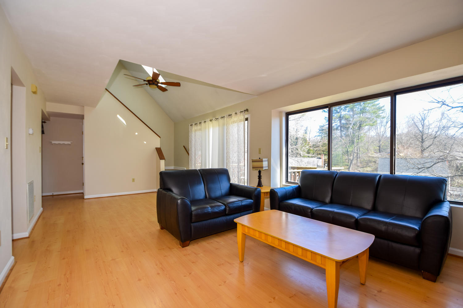 3117 Corbieshaw Road Southwest Roanoke, VA 24015 - Photo 3 of 27 3117 Corbieshaw Rd SW Roanoke-large-007-