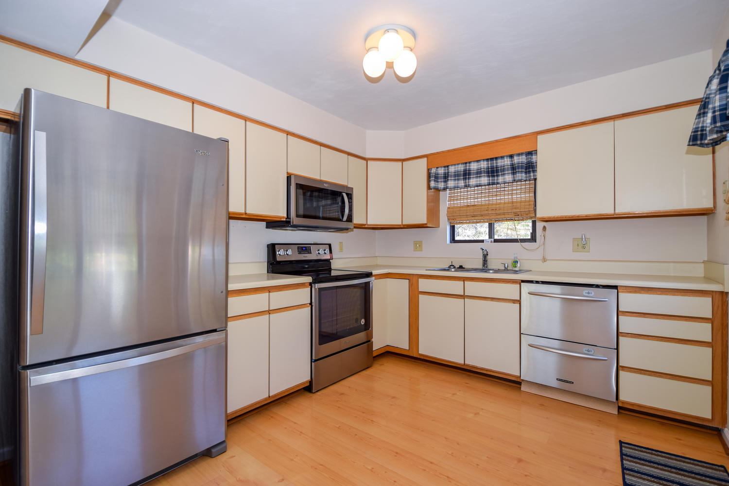 3117 Corbieshaw Road Southwest Roanoke, VA 24015 - Photo 5 of 27 3117 Corbieshaw Rd SW Roanoke-large-009-