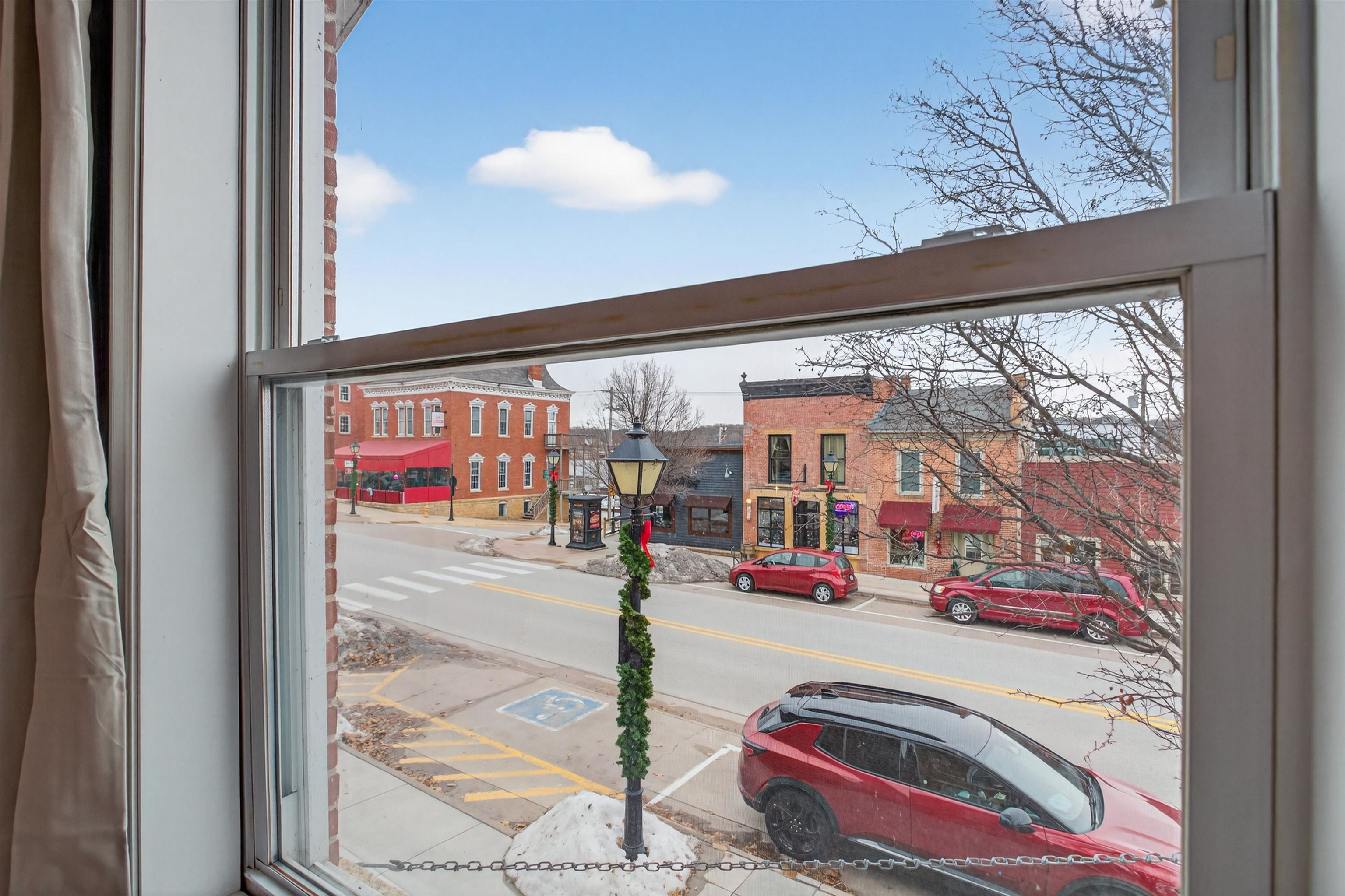 118 North Cody Road Leclaire, IA 52753 - Photo 33 of 42