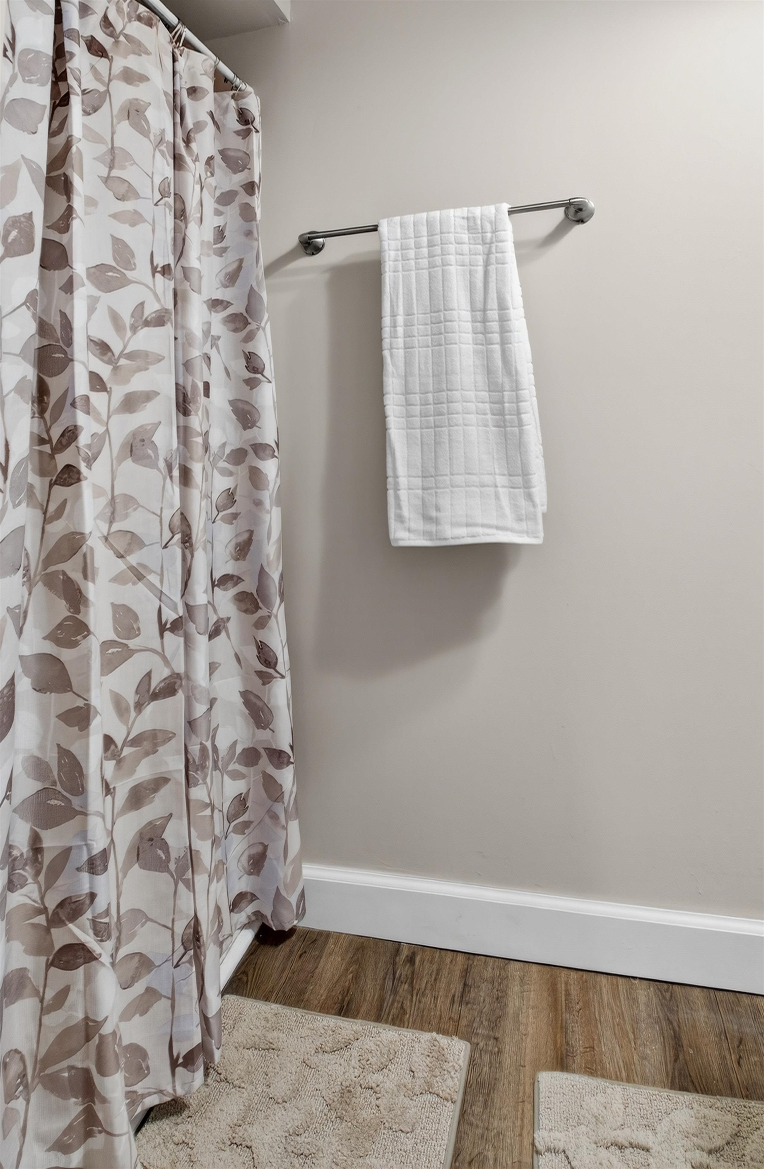 118 North Cody Road Leclaire, IA 52753 - Photo 41 of 42 a view of bathroom with shower and a window