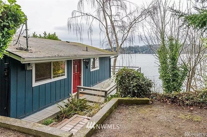 18925 Sunset Road Southwest Vashon, WA 98070 - Photo 1 of 1 Gallery Image 1