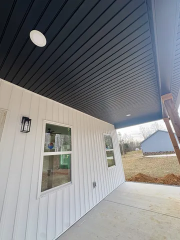 $418,500 | 44 Ghea Road, Normandy, TN 37360