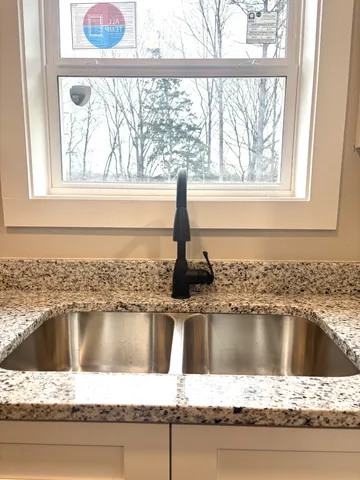 $418,500 | 44 Ghea Road, Normandy, TN 37360