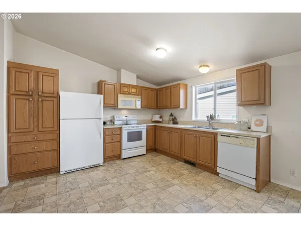 $134,000 | 1699 North Terry Street, Unit 320, Eugene, OR 97402