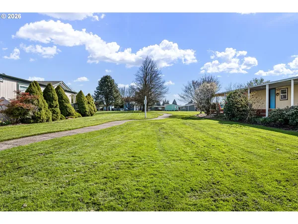 $134,000 | 1699 North Terry Street, Unit 320, Eugene, OR 97402