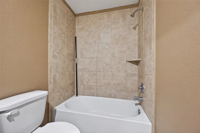 $1,900 | 22615 Harrington Field Drive, Hockley, TX 77447