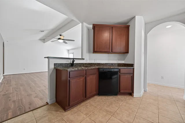 $1,900 | 22615 Harrington Field Drive, Hockley, TX 77447