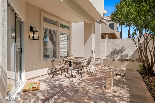 $4,000 | 1143 East Amberwood Drive, Phoenix, AZ 85048